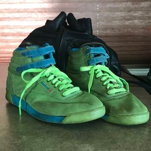 Retro Vintage 90s Lime Green Reebok hi-tops